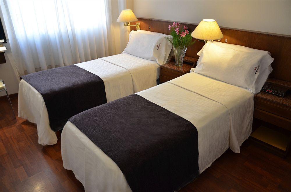 Ecuador Hotel Buenos Aires Exteriör bild
