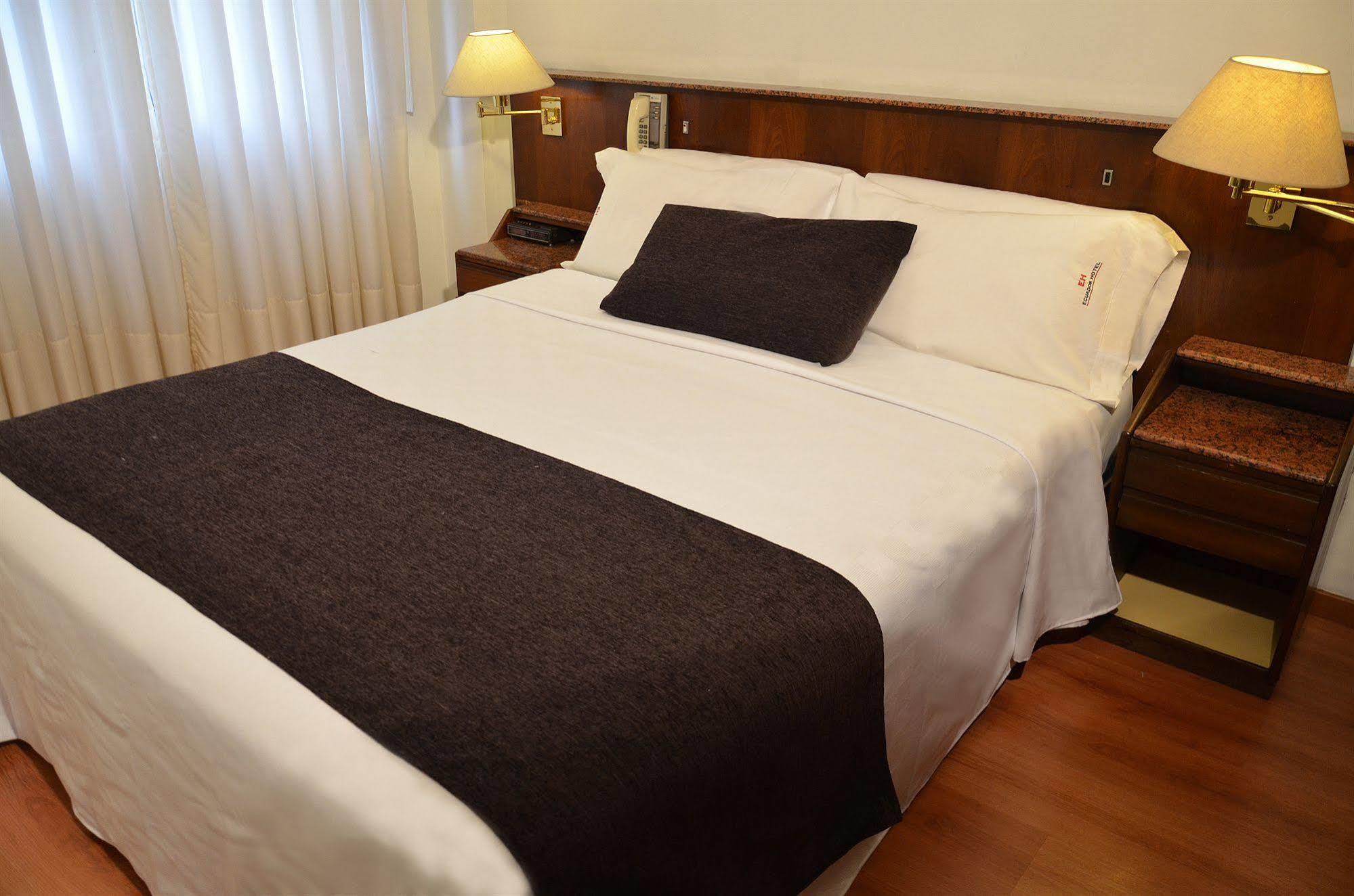 Ecuador Hotel Buenos Aires Exteriör bild