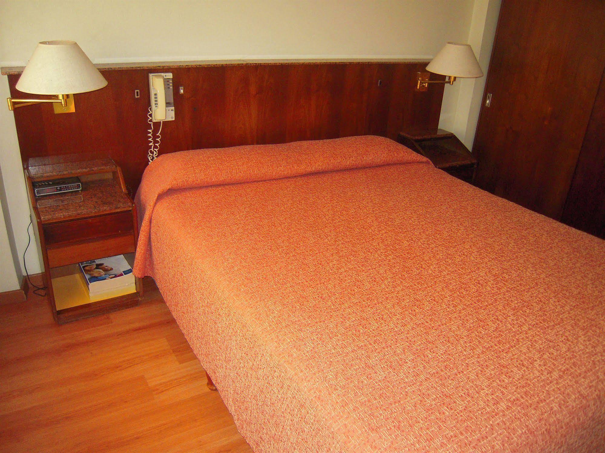 Ecuador Hotel Buenos Aires Exteriör bild