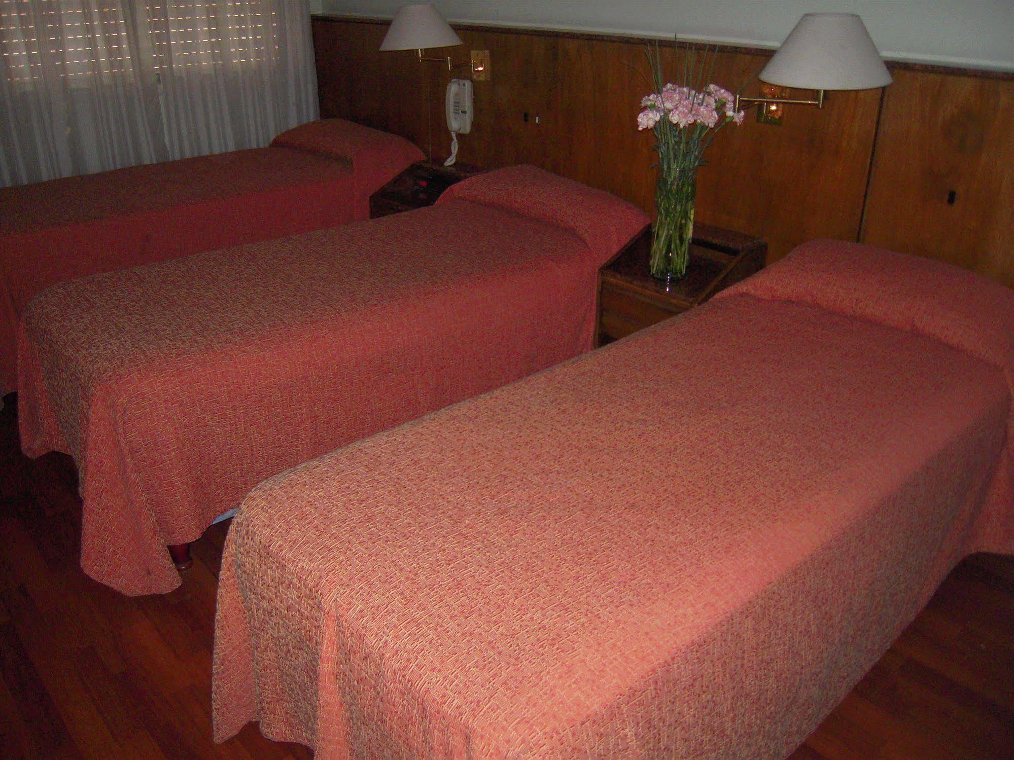 Ecuador Hotel Buenos Aires Exteriör bild