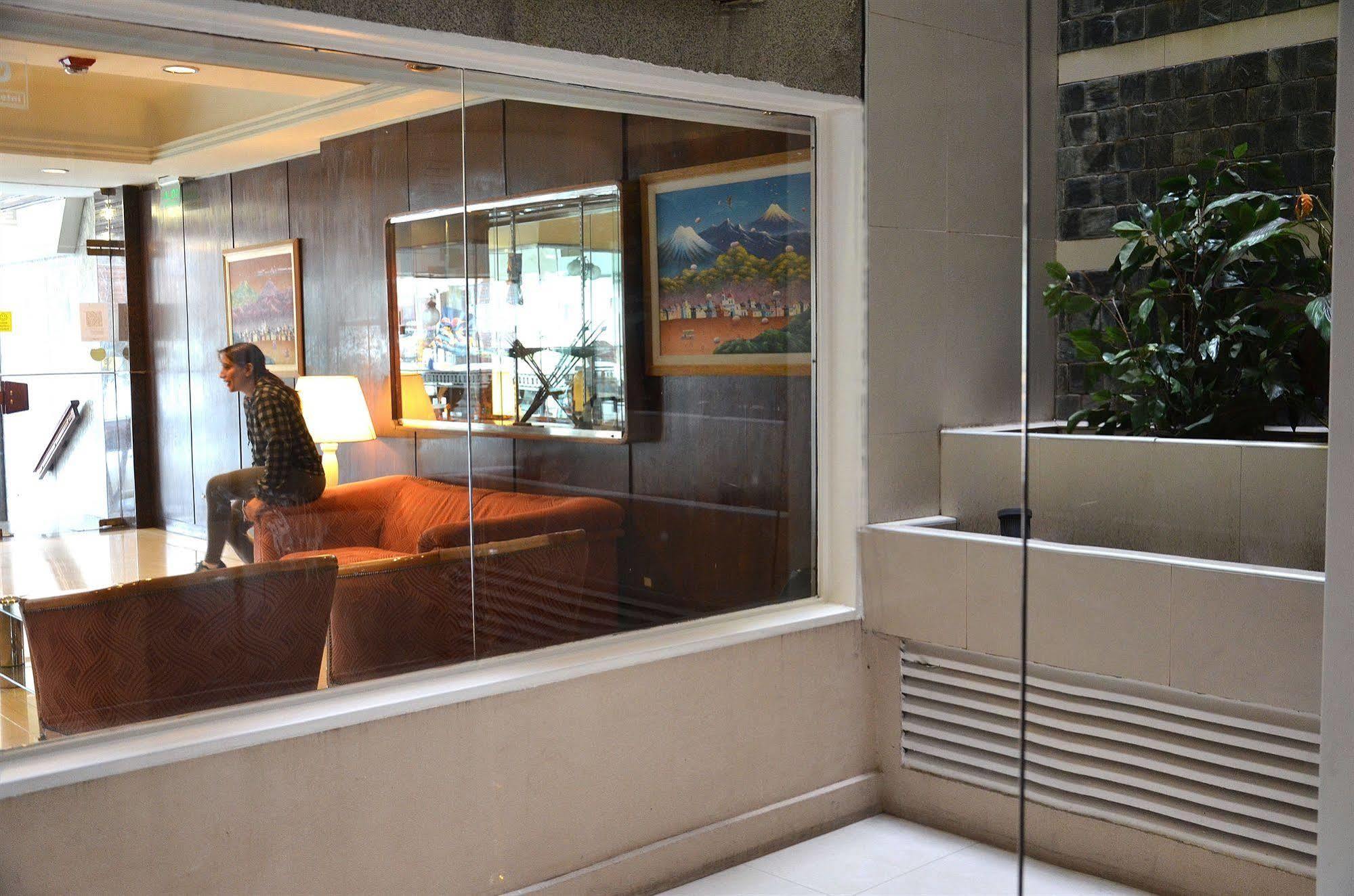 Ecuador Hotel Buenos Aires Exteriör bild