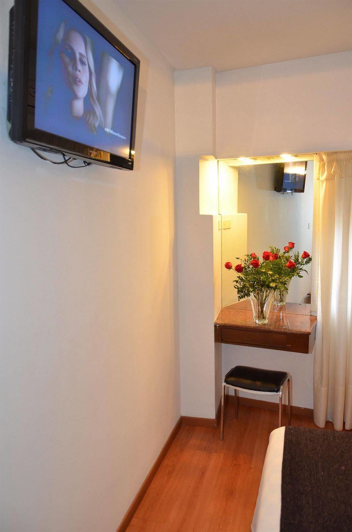 Ecuador Hotel Buenos Aires Exteriör bild