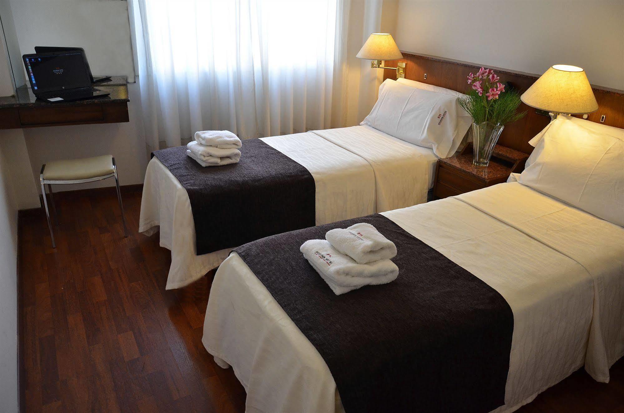 Ecuador Hotel Buenos Aires Exteriör bild