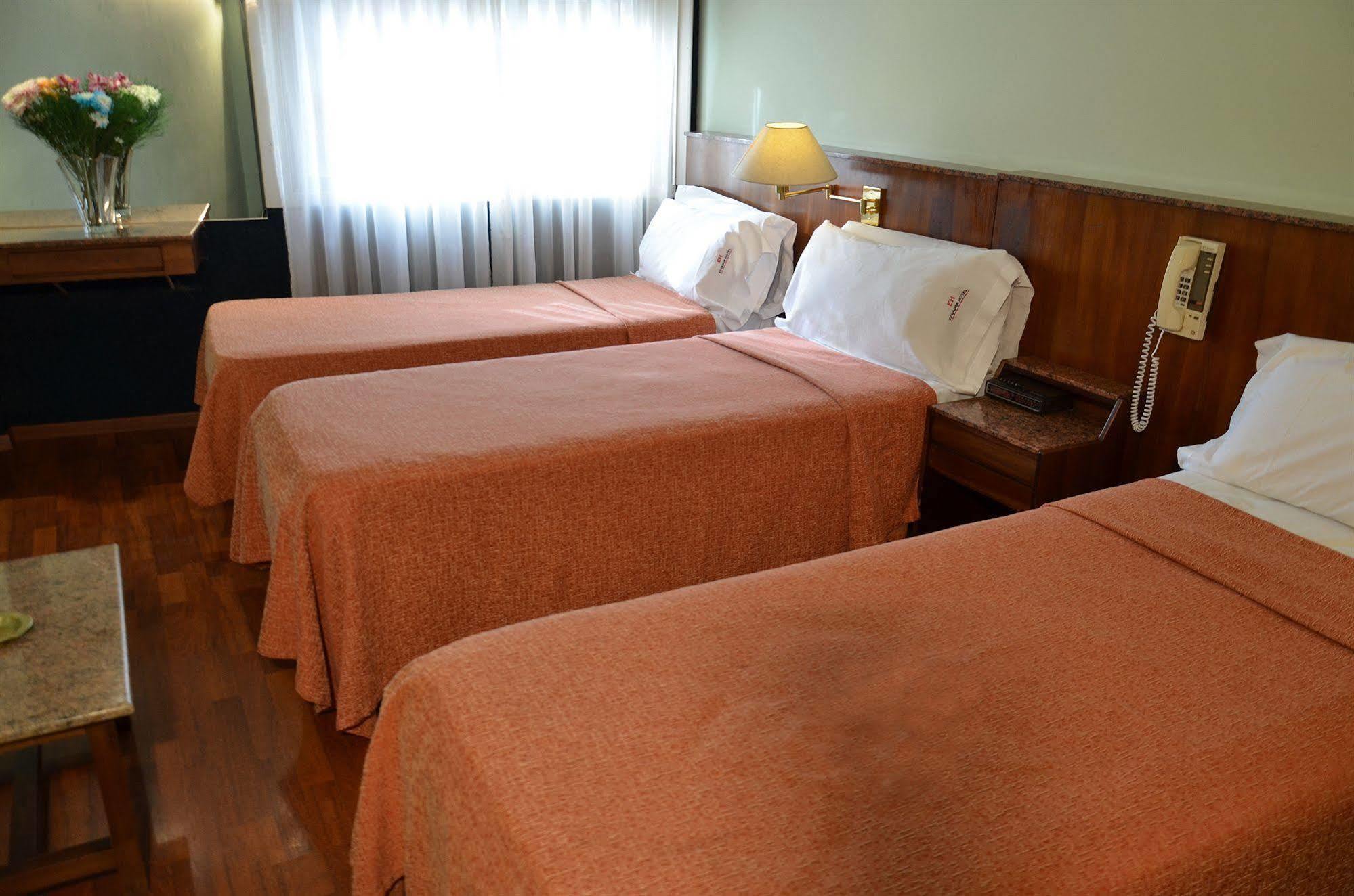 Ecuador Hotel Buenos Aires Exteriör bild